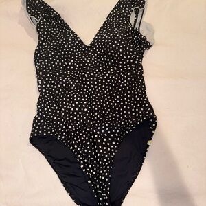 SET: Sumersalt The Ruffle Backflip bathing suit & The Beach to Brunch wrap skirt